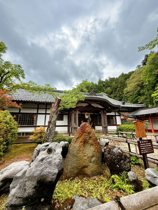 京都｜天狗守護的鞍馬山 三位一體尊天信仰造就鞍馬寺的獨特