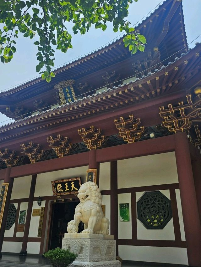 Qingxiu Scenic Mountain - Nanning