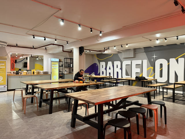 Down-to-earth social hostel in Barcelona