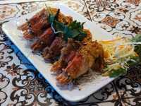 ร้านอาหารท่าลาด