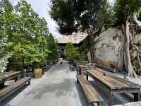 Sipping Through Time by the River: A Hidden Gem in Bangkok’s Talat Noi