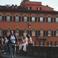 Florence | Turning the Pages of an Art Magazine While Wandering Florence's Streets! 🎨🇮🇹