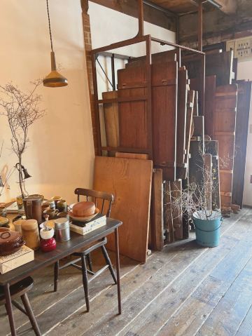 京都/出町柳】日本の古道具屋さん🪑✨✨ | Trip.com 京都