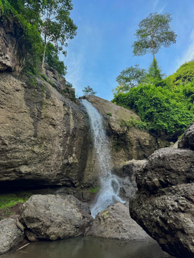 อ่างเก็บน้ำวังบอน พายเรือดูน้ำตก 💚💦