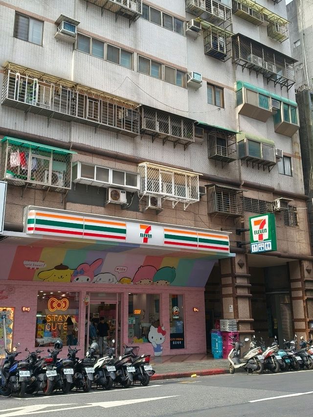 Taipei HelloKitty 7-11