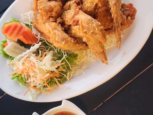 กินอิ่ม สบายตา ที่ธารา เทอเรส