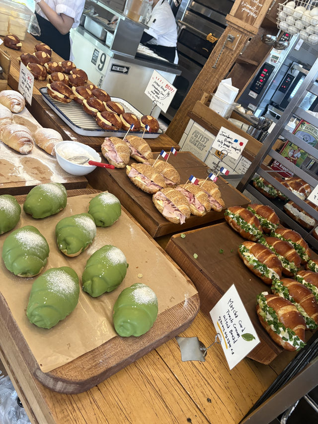 パン好きはARTIST BAKERYへ行くべし！
