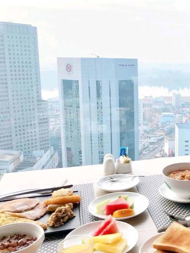 🏙️✨ Suasana Suites JB – Urban Comfort Meets Convenience!