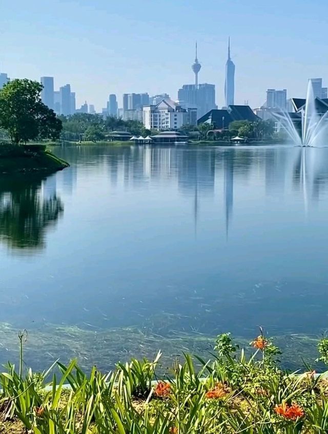 🌳🚣 Lake Titiwangsa Water Sports & Outdoor Fun – A Splashy Escape in KL!