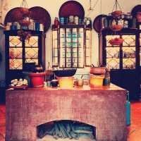 Peranakan Mansion: A Jewel Box of Straits Elegance in Summer