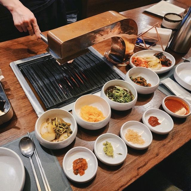 首爾新設洞站🐽好吃燒肉🐽方便 好吃 精緻