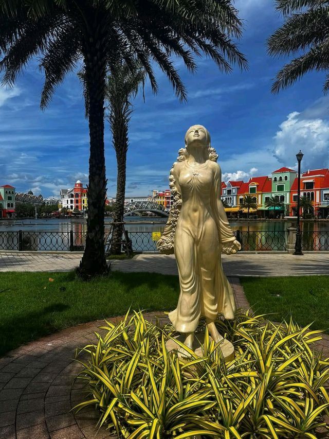 Vegas? Venice? Nope, It’s Grand World Phú Quốc