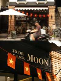 Moon Caffee