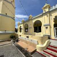 🕌 Solo Cultural Stop: Masjid Melayu Lebuh Aceh – Penang’s Historic Malay Mosque