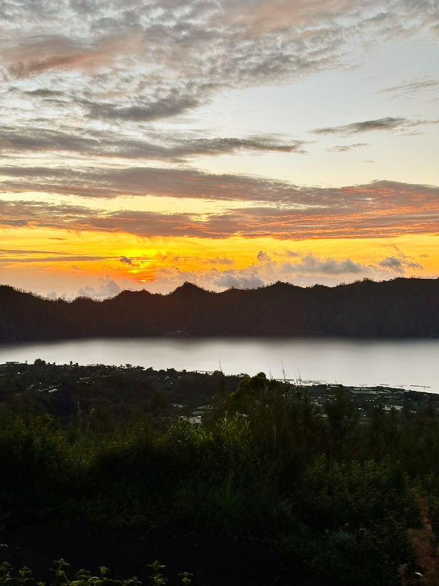Chasing Sunrise on Wheels: Mount Batur Jeep Adventure