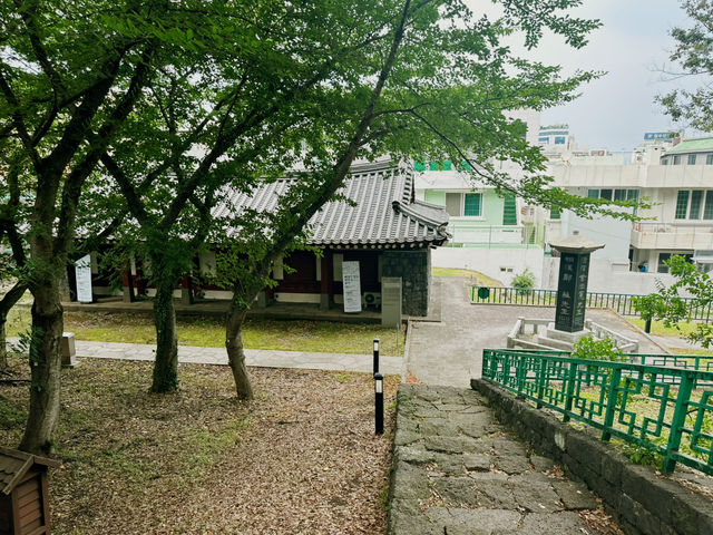 오현단