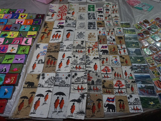 ตลาดมืดหลวงพระบาง🇱🇦คนถนนเดินหลวงพระบาง