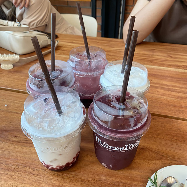 คาเฟ่ Mulberry Mellow กาญจนบุรี🍇