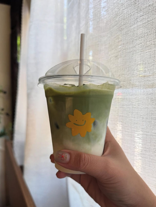 Willwhy Cafe House 🍂🥤🌻