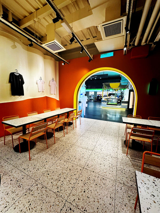 FUIYOH! Uncle Roger’s Flavors Hit Different at KLIA2 Food District