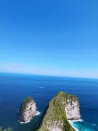 📍 Kelingking Beach, Nusa Penida: The Iconic Cliff View You’ll Never Forget