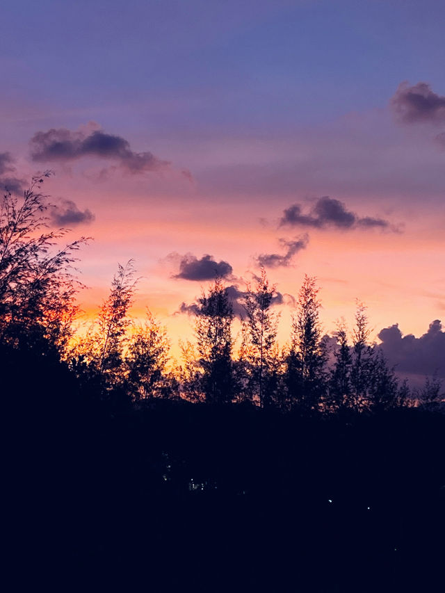 🌴✨ One Perfect Day in Langkawi—Beach, Sashimi, and Sunset Dreams