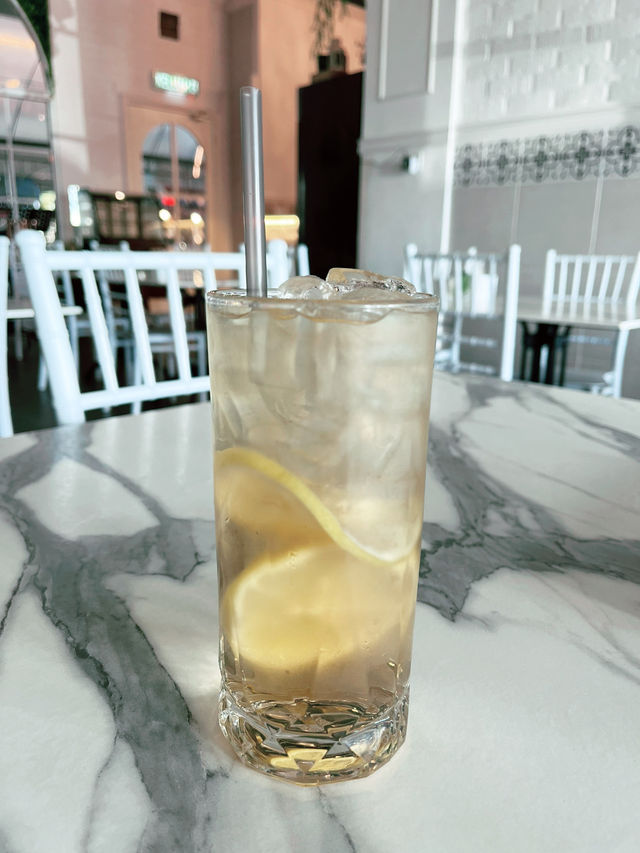   Portico Restaurant & Bar – Elegant All-Day Dining Experience 