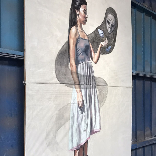 アムステルダム・STRAAT Museum でアートを感じる午後:カフェとショップも充実 アムステルダム・STRAAT Museum でアートを感じる午後:カフェとショップも充実