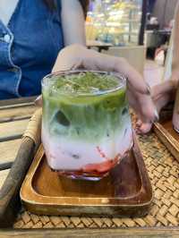 🌳 Hidden Tree – คาเฟ่ซ่อนตัวกลางธรรมชาติ