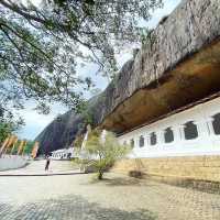 Explore the Timeless Beauty of Dambulla Royal Cave Temple