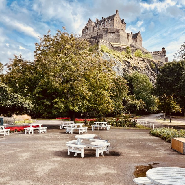Beneath the Castle: A Breath of Calm in Princes Street Gardens