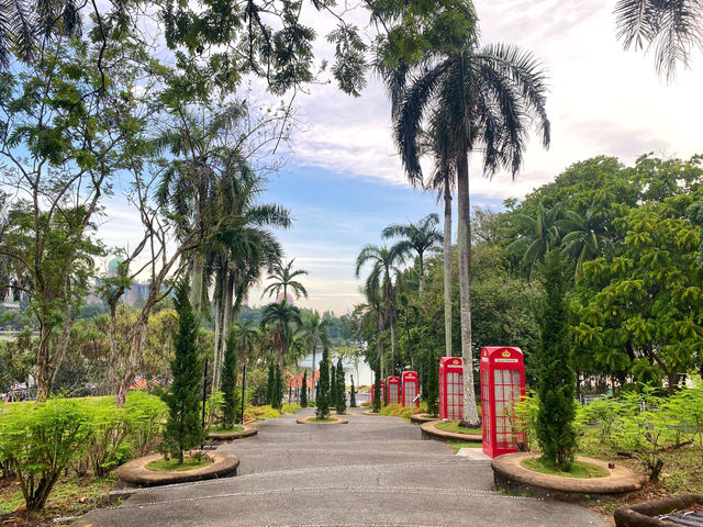 Floral Steps at Taman Botani Putrajaya – A Stairway to Nature’s Beauty