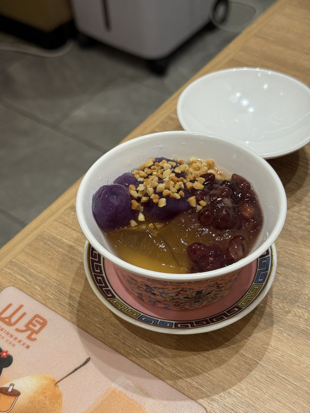港式情懷又有台灣特式的火鍋！