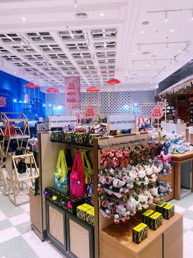タイ バンコク】お土産購入は絶対ココ！オススメ場所 3選 | Trip.com