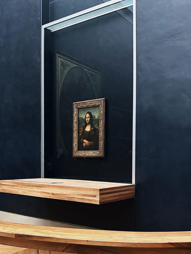Louvre Museum Visit: Iconic Works, Rare Finds, and Honest Tips