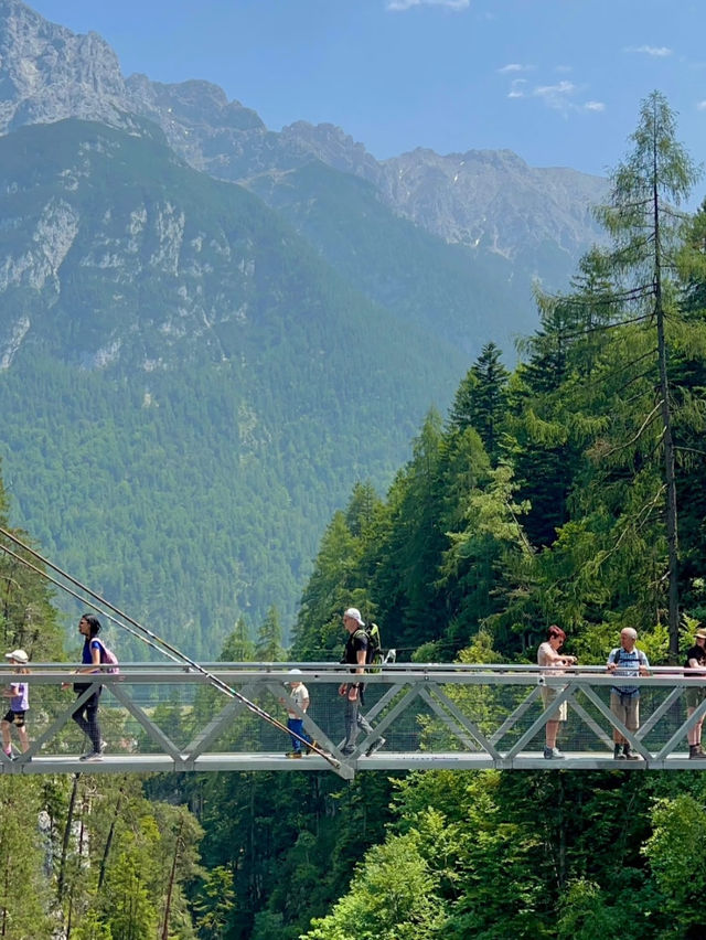 Revolving Around the Beauty of Nature: Eyes – Austria 