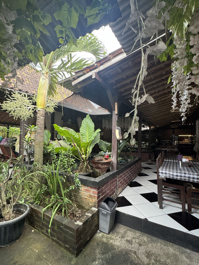 A Taste of Tradition at Ayam Goreng Bu Hartin