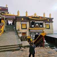 Spiritual Serenity at Song Zanlin Monastery