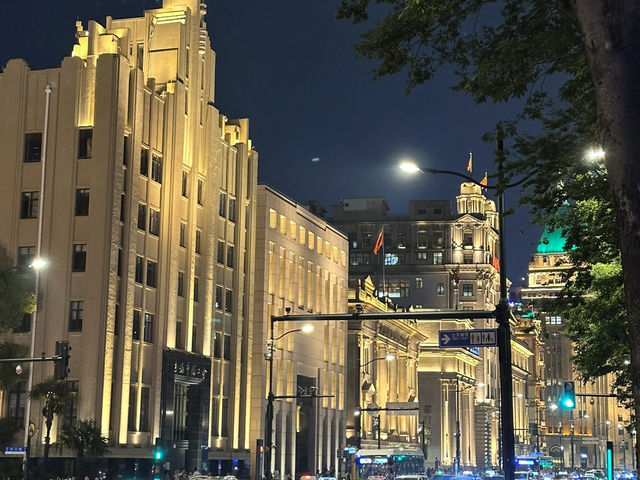 兩小時即可到達漫步歐洲風情的城市夜色 ✨ 兩小時即可到達漫步歐洲風情的城市夜色 ✨