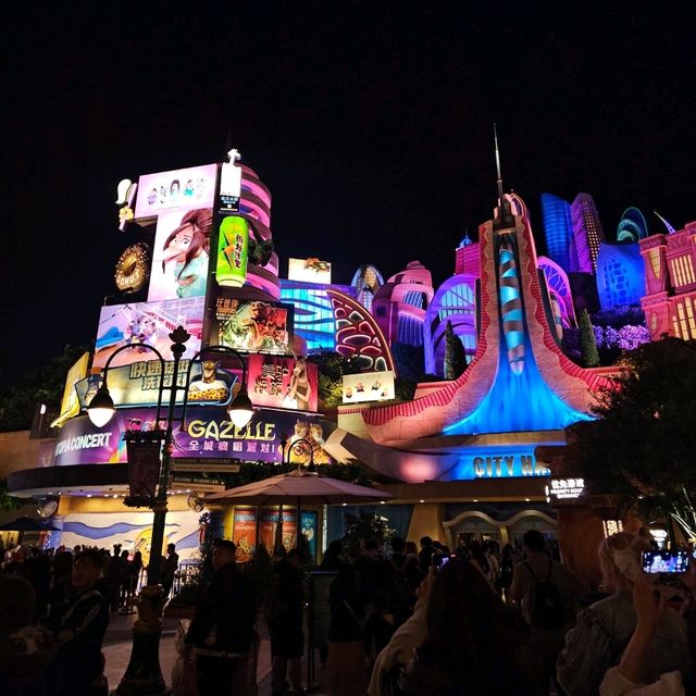 Shanghai Weekend Vibes: Neon Nights, Dreamy Eats & Disney Magic ⭐️🏮 Shanghai Weekend Vibes: Neon Nights, Dreamy Eats & Disney Magic ⭐️🏮