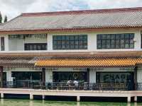 A Perfect Day in Kuching: Culture, Nature & Night Lights