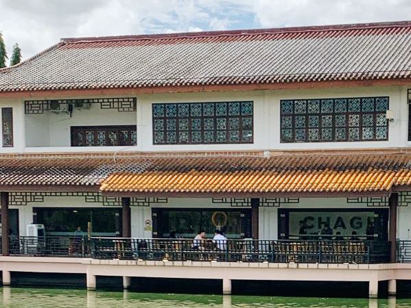 A Perfect Day in Kuching: Culture, Nature & Night Lights