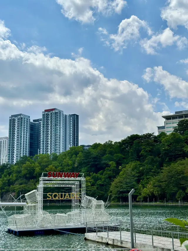 商場時刻成為一個能呼吸的城市綠洲