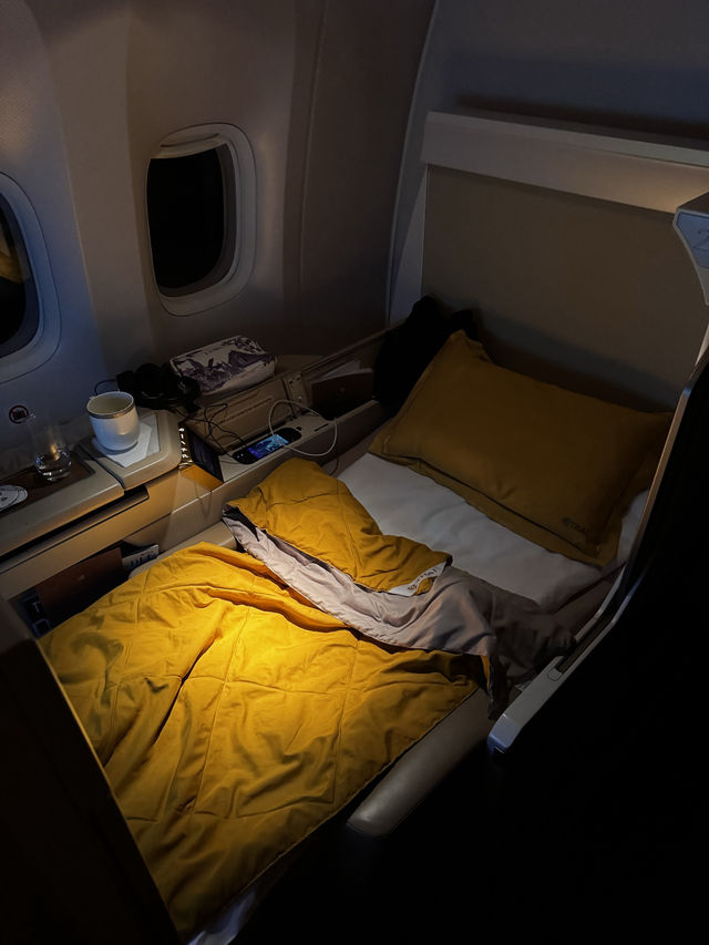 ✈️ FIRST CLASS การบินไทย 6 ชั่วโมง กรุงเทพฯ → โอซากา 80,000 บาท คุ้มไหม?