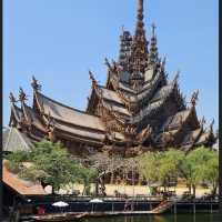 Sanctuary Of Truth Museum Thailand