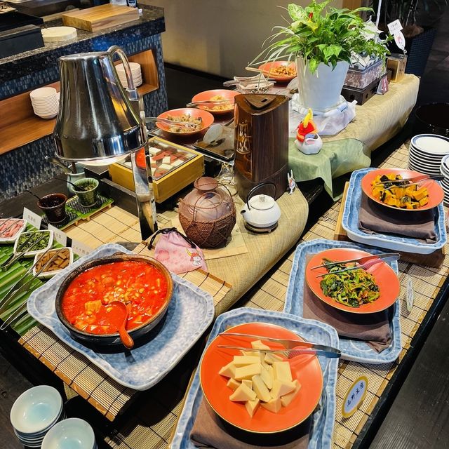 【滋賀県/近江牛のステーキ重】
