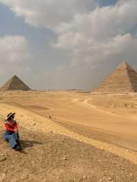 Giza pyramids 