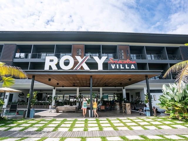 “Roxy Beach Resort: Sarawak’s Serene Seaside Escape”