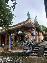 Pagoda & Temple of Phu Quok centre 