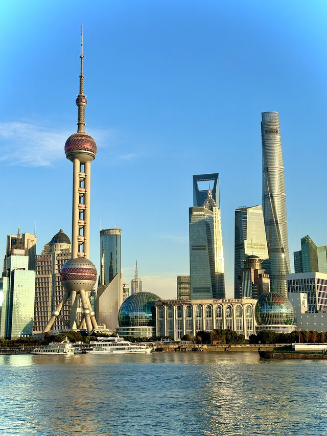 Shanghai: The City Where Tradition Meets Futuristic Skylines